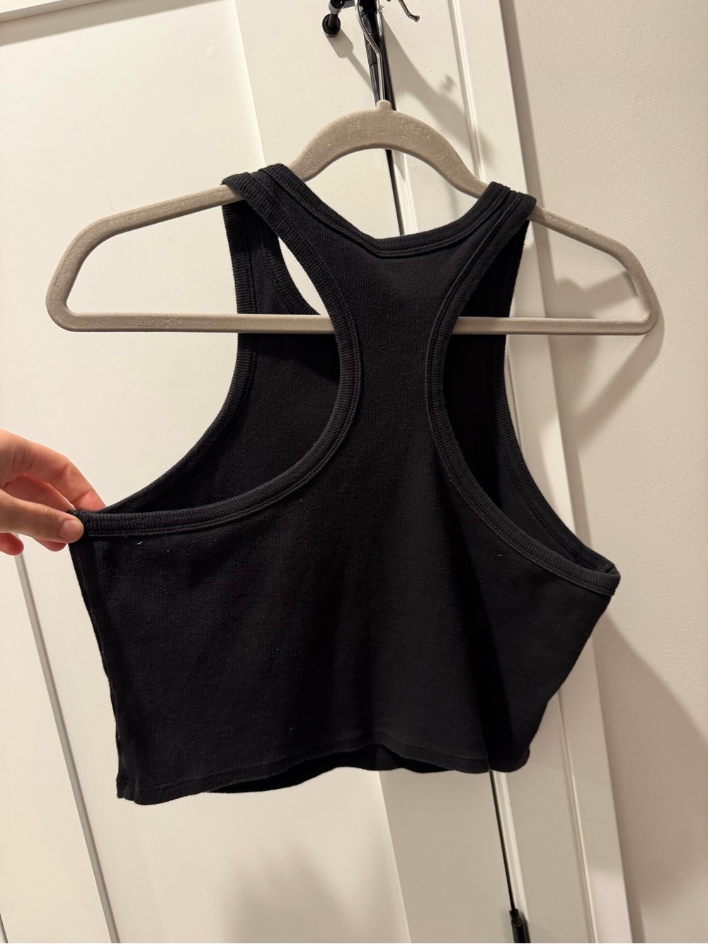 Alo Yoga Black Tank - Picture 5 of 5